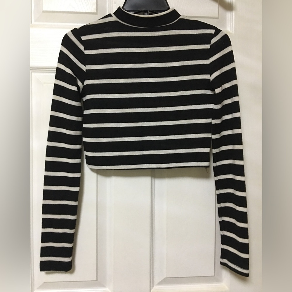 ASOS Brave Soul Cropped top